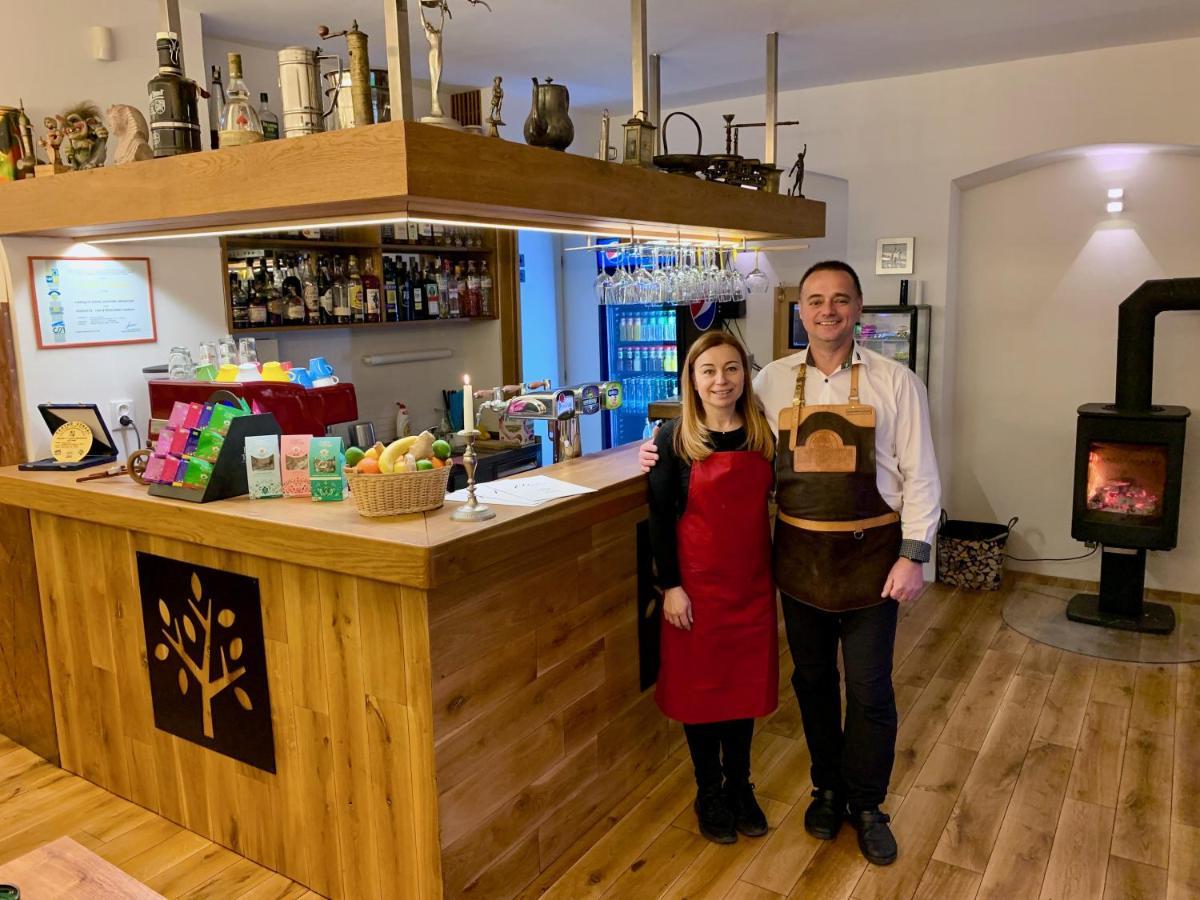 Penzion A Restaurace 14 Hostinne  Bagian luar foto