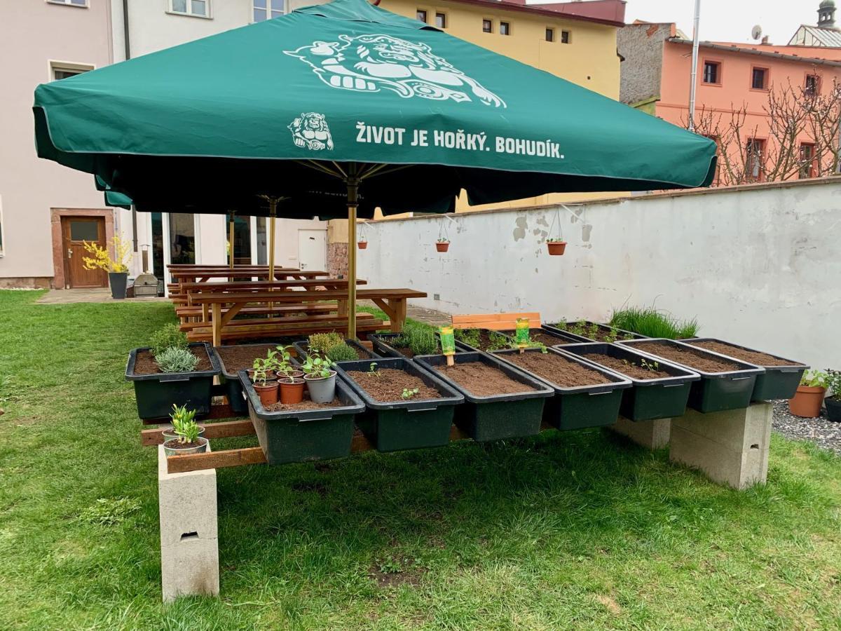 Penzion A Restaurace 14 Hostinne  Bagian luar foto